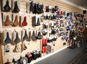 Rayon accessoires magasin de velo Tours